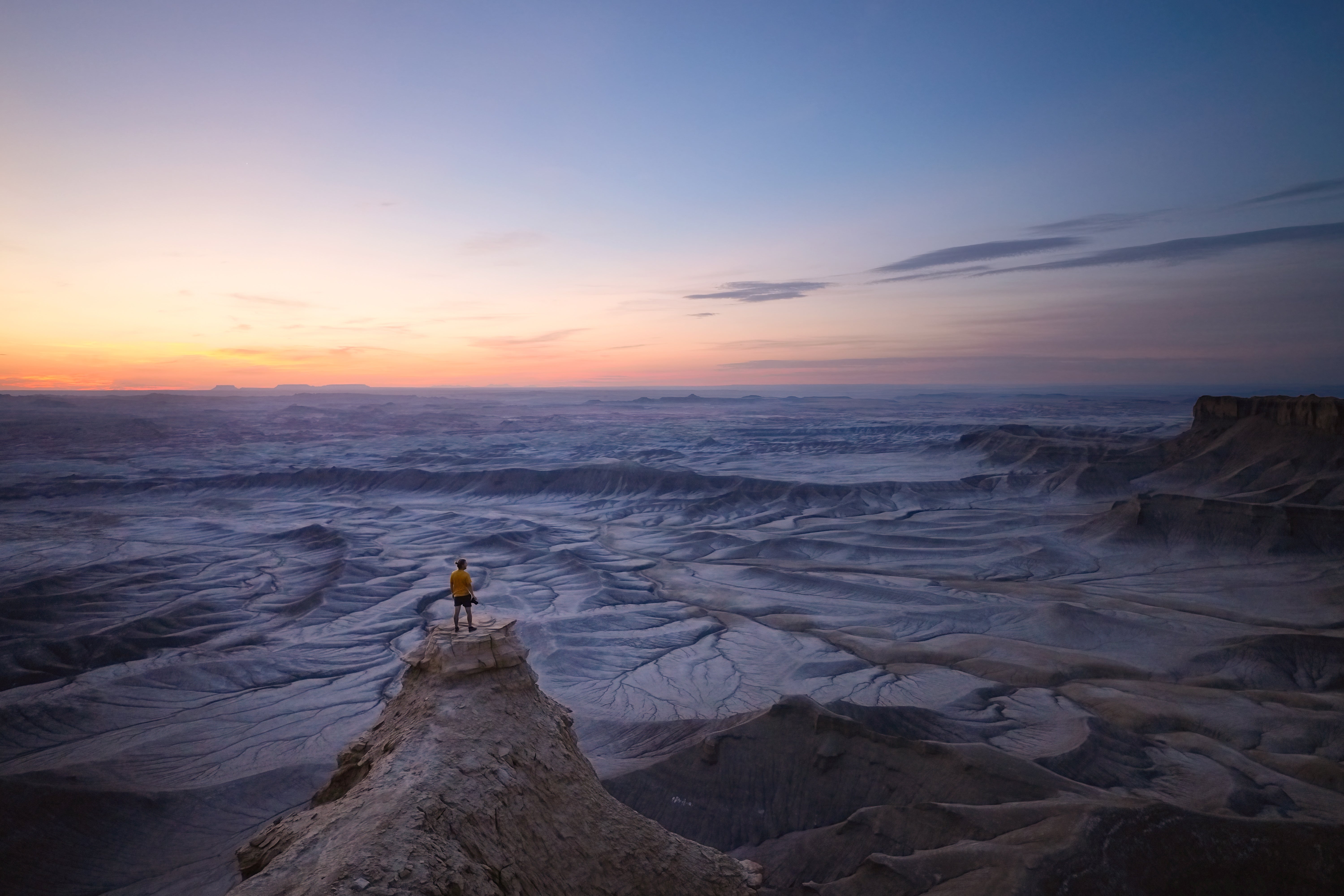 Alpha-Universe-Photo-by-Autumn-Schrock-autumn-schrock_moonscape-overlook-4.jpg